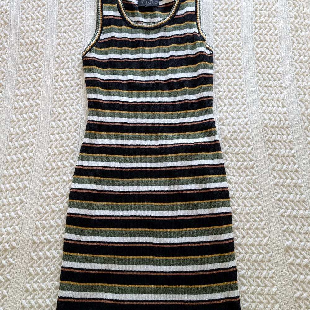 Sweet Wanderer Black and White Sleeveless Sheath Mini Dress